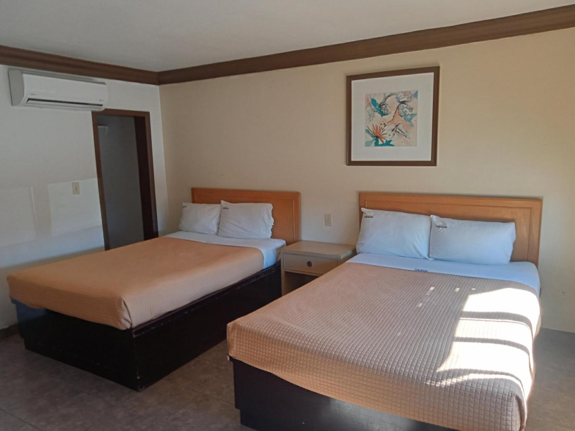 Hotel Coronado Ensenada Buitenkant foto